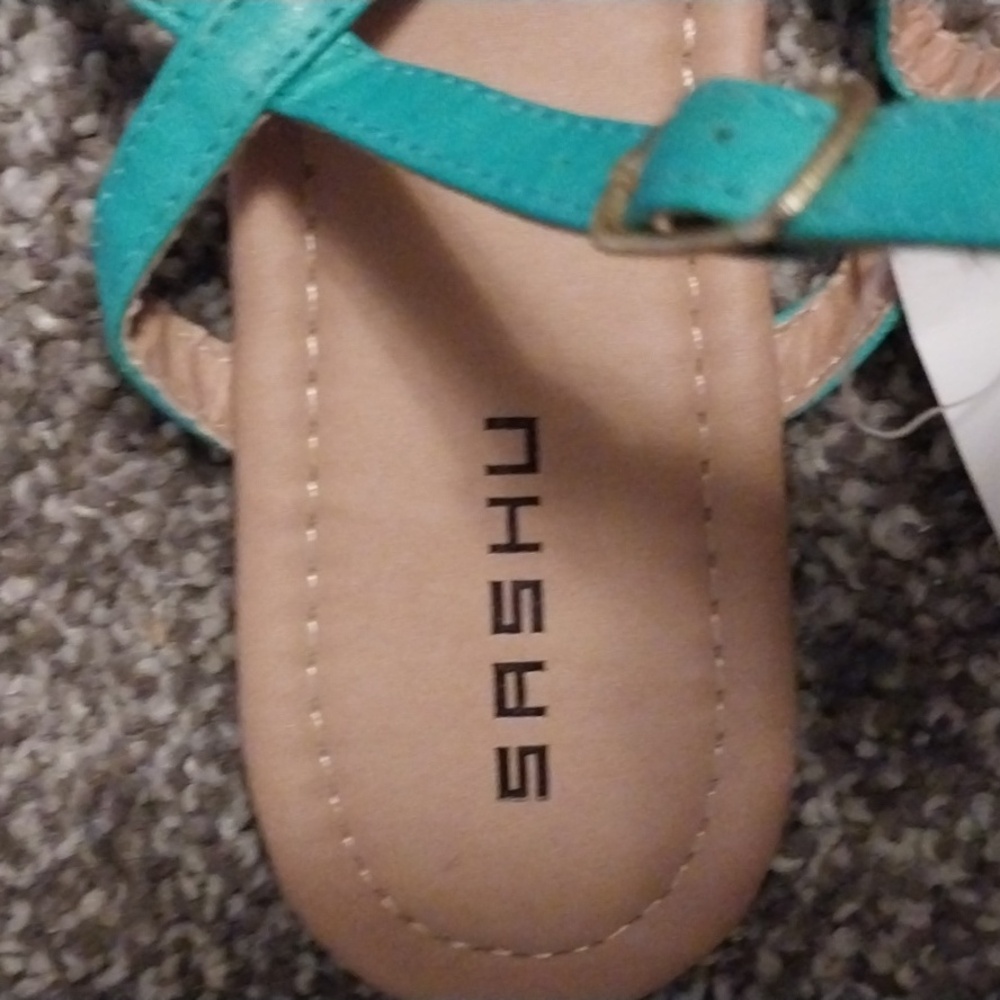 🆕️SASHU SANDALS🆕️👡 - Picture 5 of 5